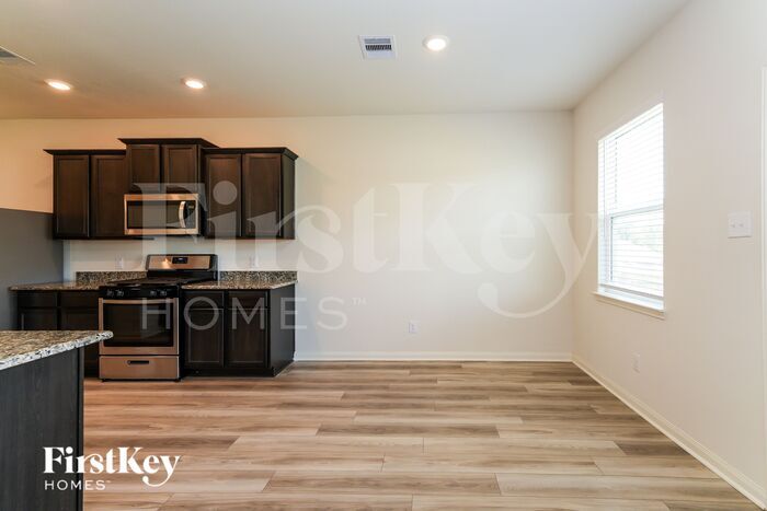 Building Photo - 26740 Frost Dr