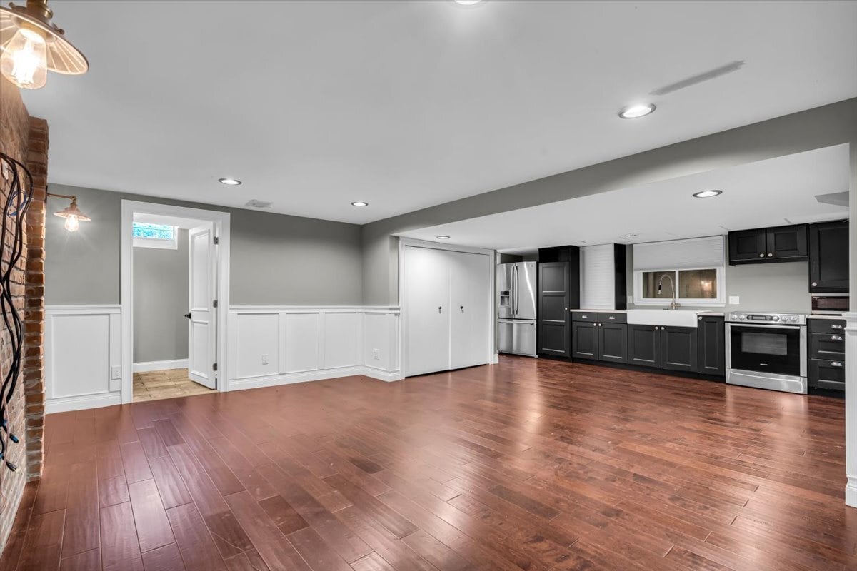 Building Photo - 4158 Cherrywood Dr