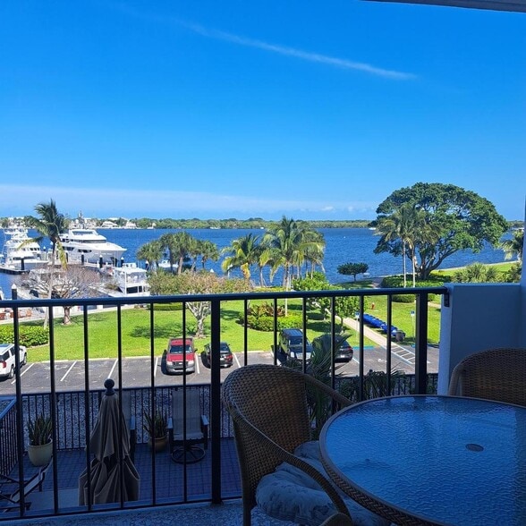 Building Photo - 1200 Marine Way W