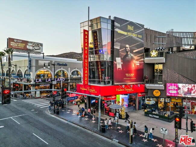 Building Photo - 2700 Cahuenga Blvd