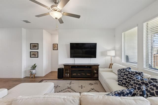 Building Photo - 705 Alden Dr