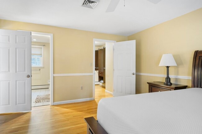 Building Photo - 13 Bear Hill Rd