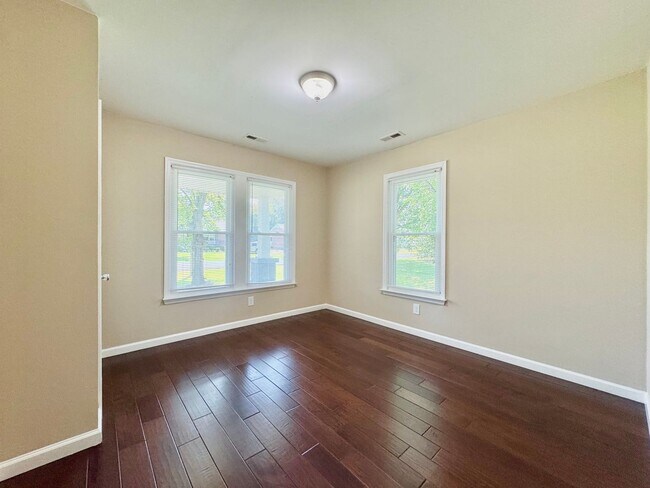 Building Photo - The Home You’ve Been Searching For!