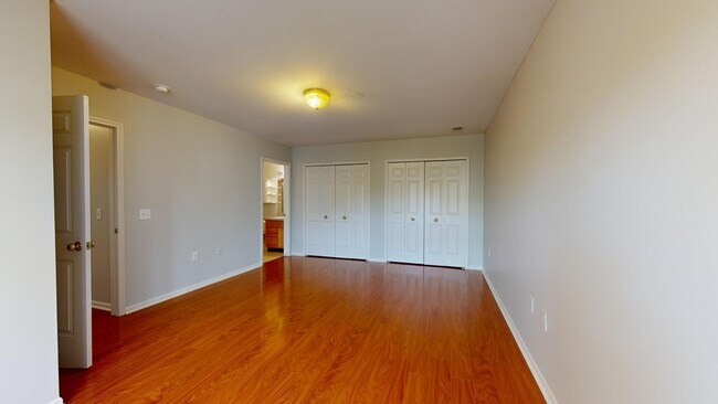 Building Photo - 2771 S Knightsbridge Cir