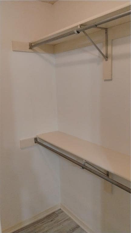 Building Photo - 44 Holly Dr