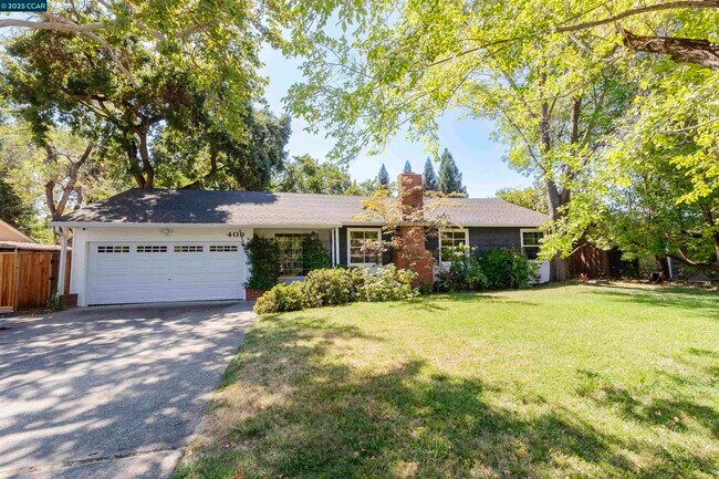 Primary Photo - 409 Soule Ave
