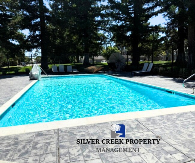 Building Photo - Available Now! Beautiful Updated Townhome in Desirable Northwood Commons | 3 Bed, 2.5 Bath