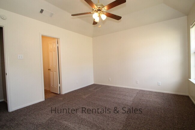 Building Photo - South Killeen Home