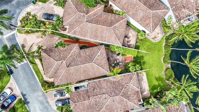 Building Photo - 3015 NE 208th St