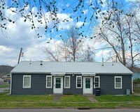 Building Photo - Two Bedroom Duplex in St. Albans