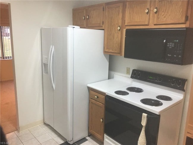 Building Photo - 2821 Mull Ave