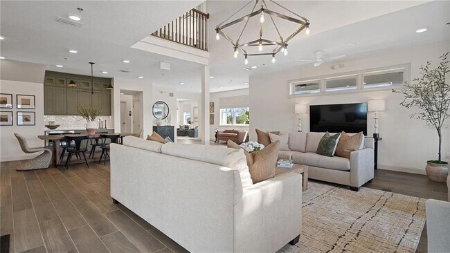 Building Photo - 5649 Fiona Ln