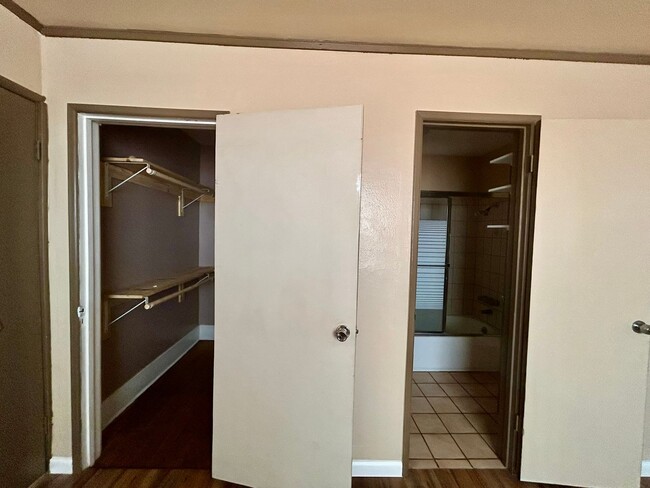 Building Photo - Beautiful 3 Bed Home For Rent!