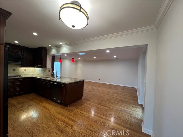 Building Photo - 4016 Mesa St