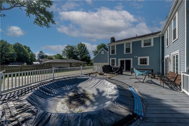 Building Photo - 2950 Royalwood Rd