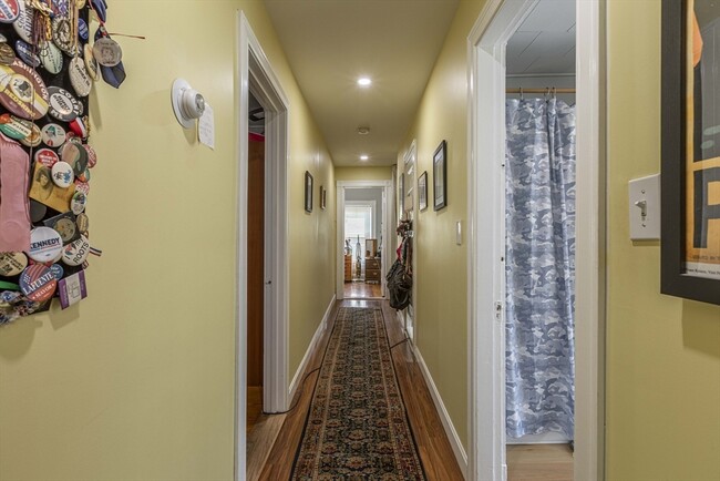 Building Photo - 66 Hall Ave