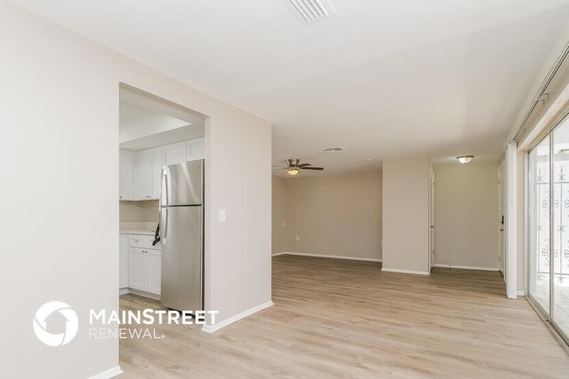 Building Photo - 5127 Reseda Dr
