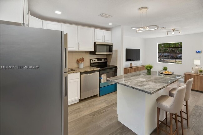 Building Photo - 2311 Fletcher St