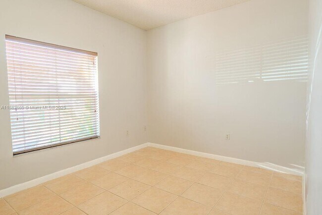 Building Photo - 8117 NW 199th Terrace