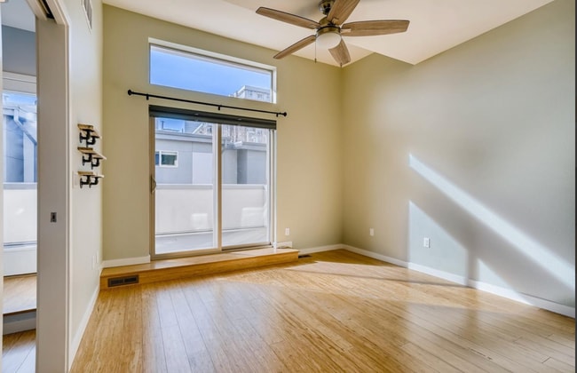 Building Photo - 2331 Glenarm Pl