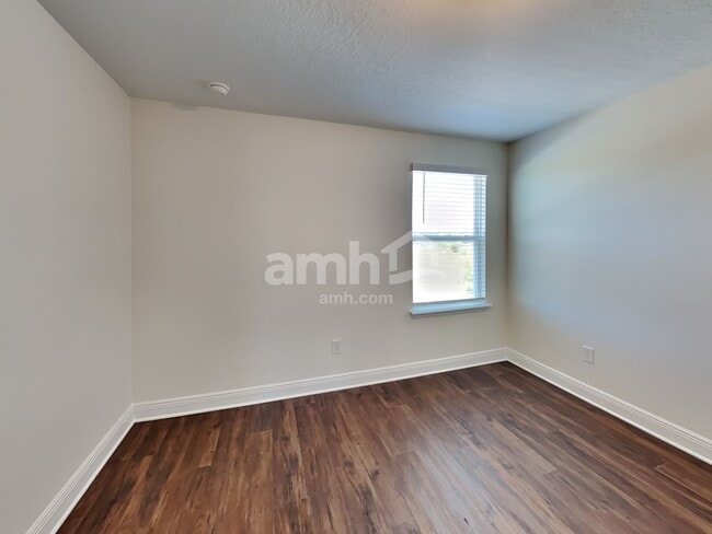 Building Photo - 914 Heavenly Dr