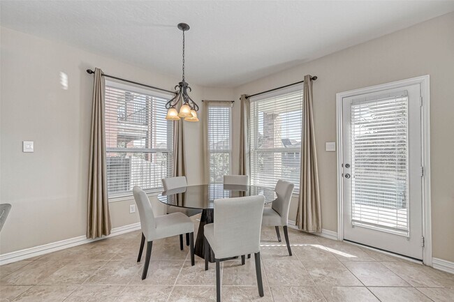 Building Photo - 17827 Circular Quay Ln