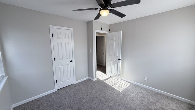 Building Photo - 2101 Cass Ave