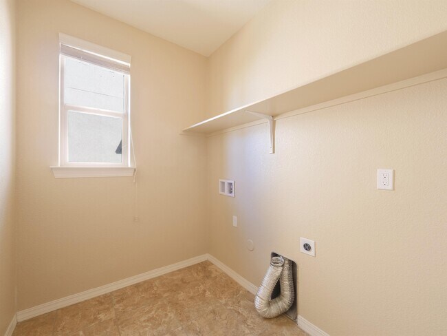 Building Photo - 14436 Alyssa Marie