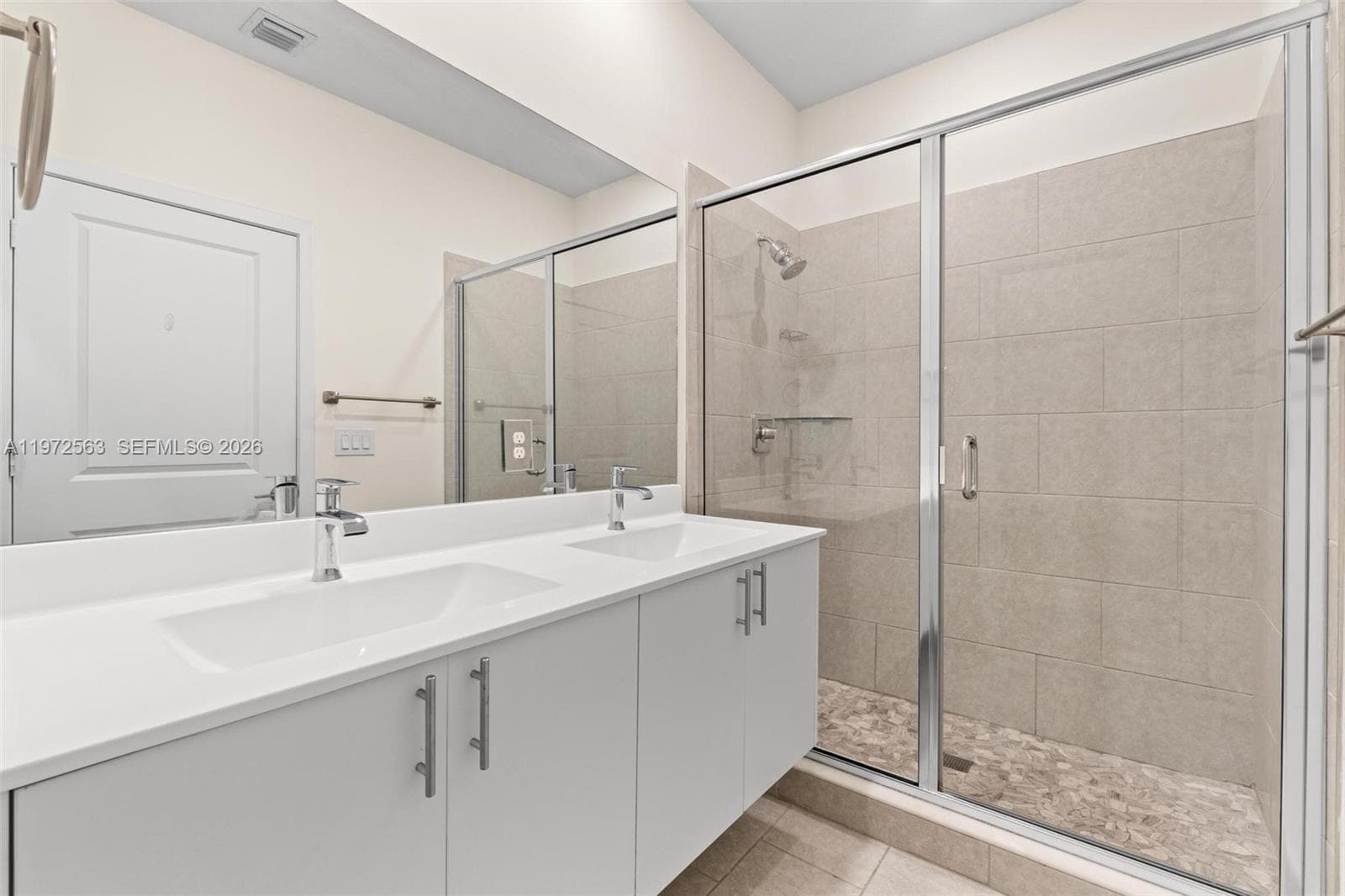 Building Photo - 4546 NW 83rd Ave