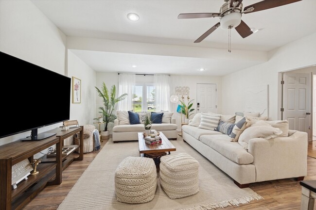 Building Photo - 1213 55th St