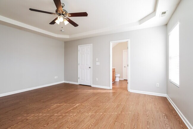 Building Photo - 5212 Chasteal Trail