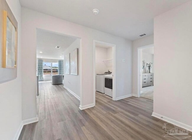 Building Photo - 5856 Belmont Stakes Rd