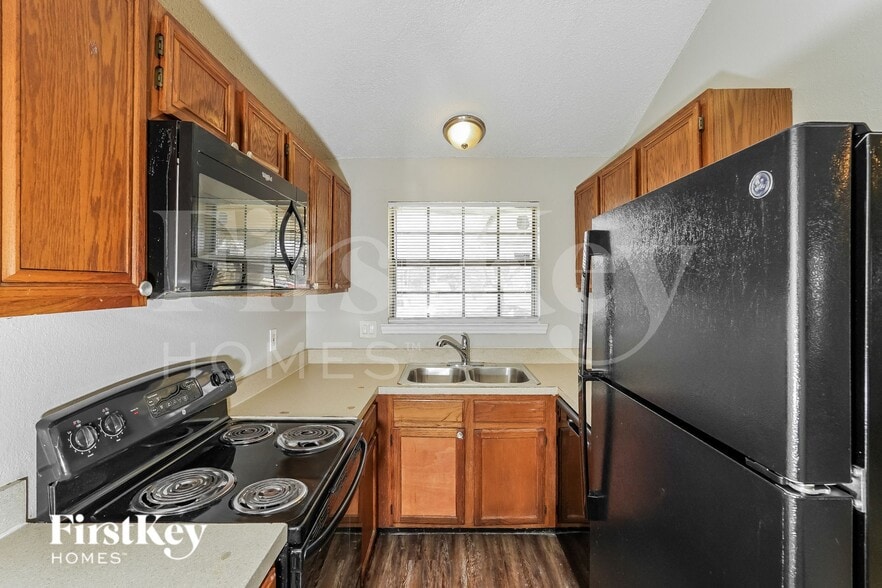 Building Photo - 1504 Taylorcrest Dr