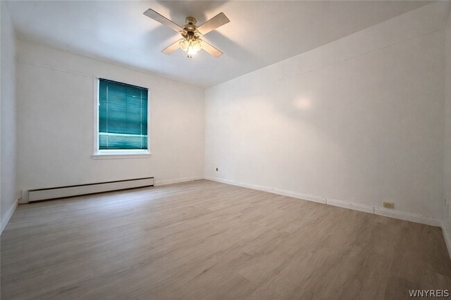 Building Photo - 3534 Ferry Ave