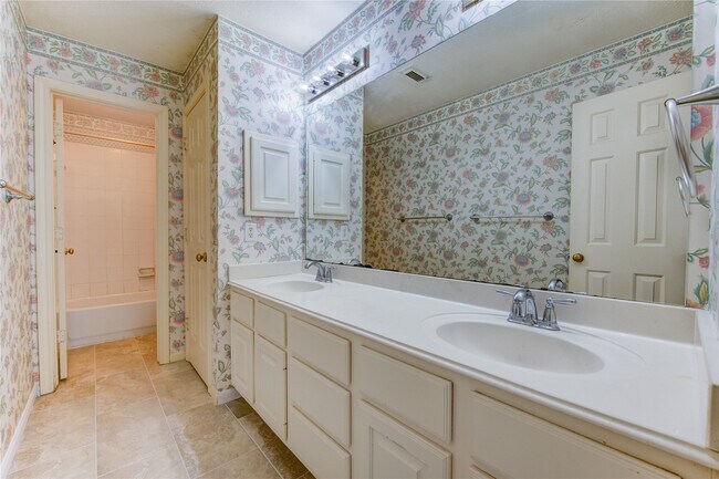 Building Photo - 1107 Magnolia Woods Ct