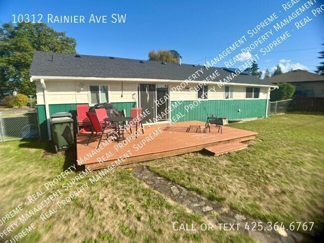 Building Photo - Perfect Family Home in Lakewood