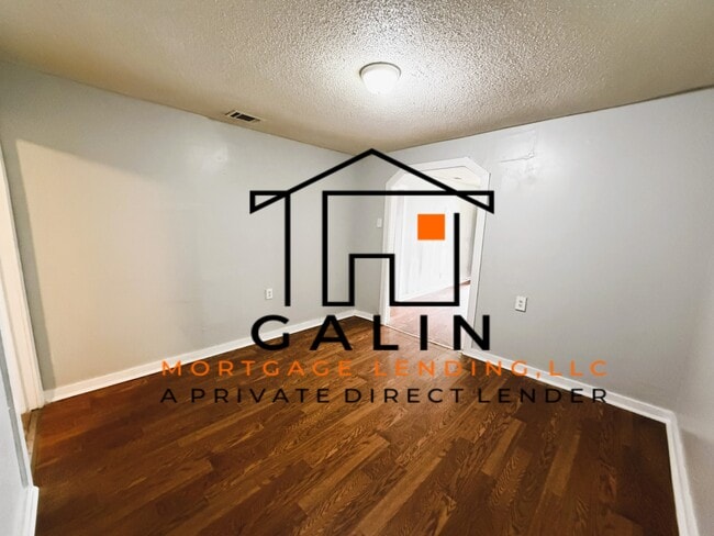 Building Photo - 237 Millen St