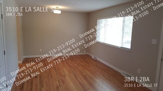 Building Photo - 3510 E La Salle St