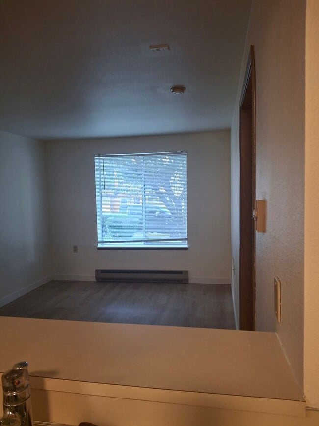 Interior Photo - Pacific