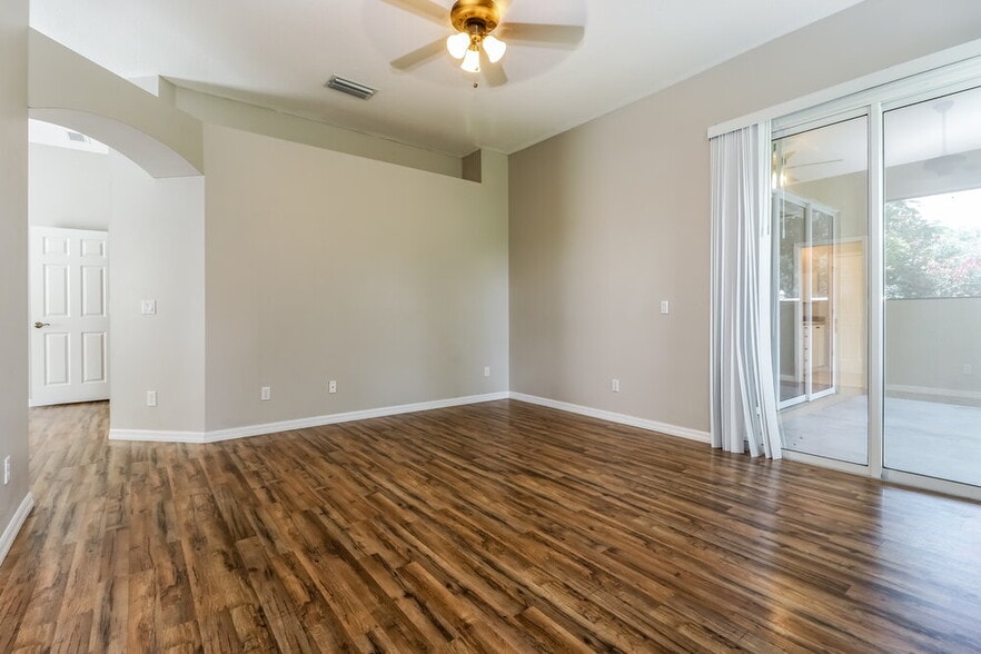 Building Photo - 6319 Laurel Creek Trail