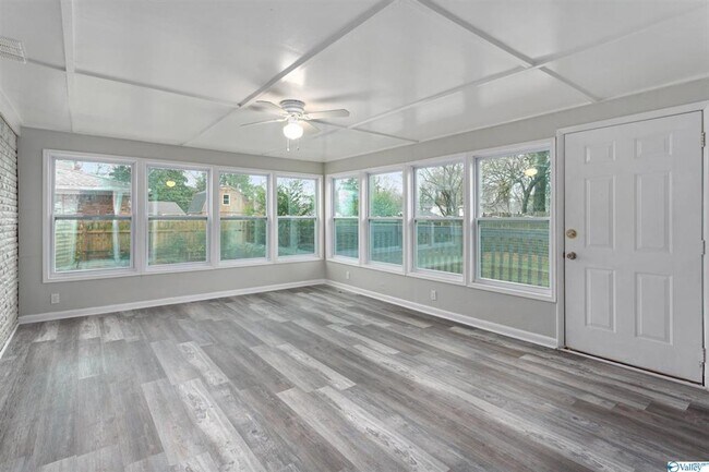 Building Photo - BEAUTIFUL REMODELED 3 BEDROOM HOME
