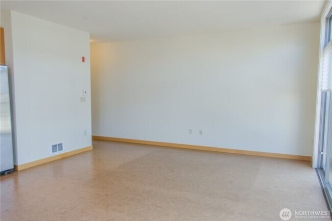 Building Photo - 2Bd/2Ba Seattle Condo