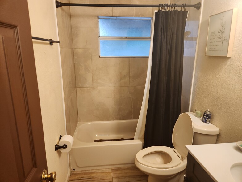 New remodel bathroom - 2221 8th St S