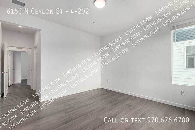 Building Photo - 6153 N Ceylon St