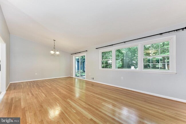 Building Photo - 5012 Dodson Dr