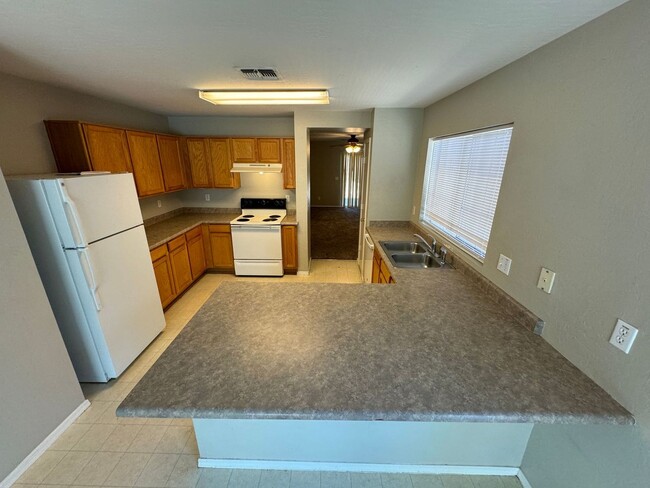 Building Photo - MOVE-IN SPECIAL $500 OFF FIRST MONTHS RENT!