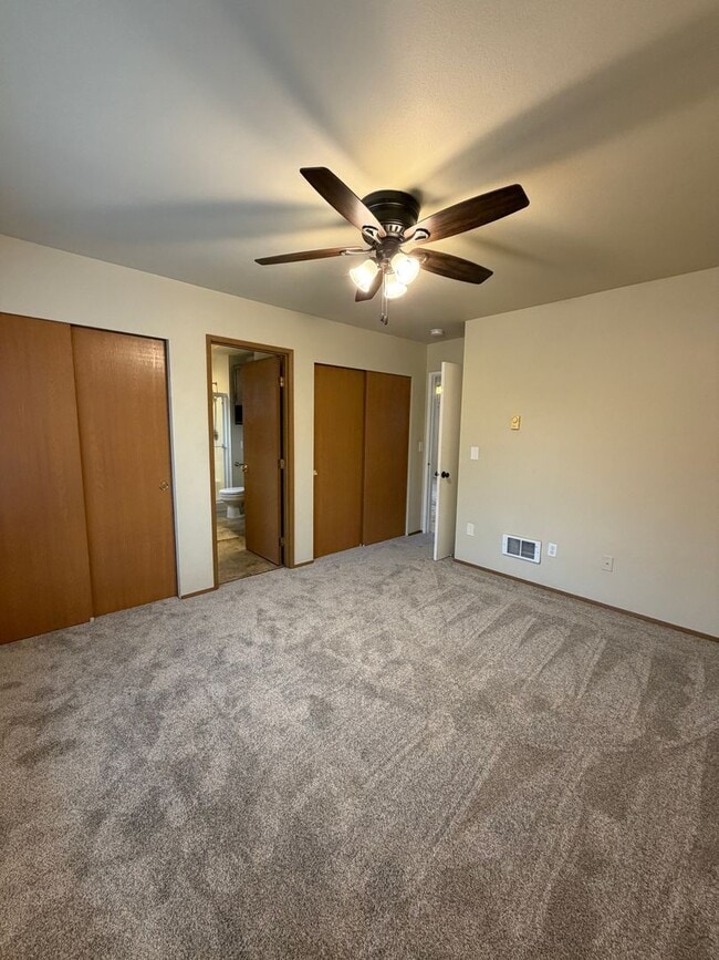 Building Photo - 2764 Arnold St