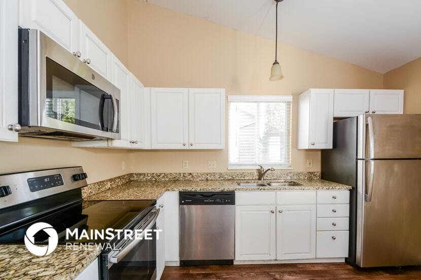 Building Photo - 2438 Black Pine Ct