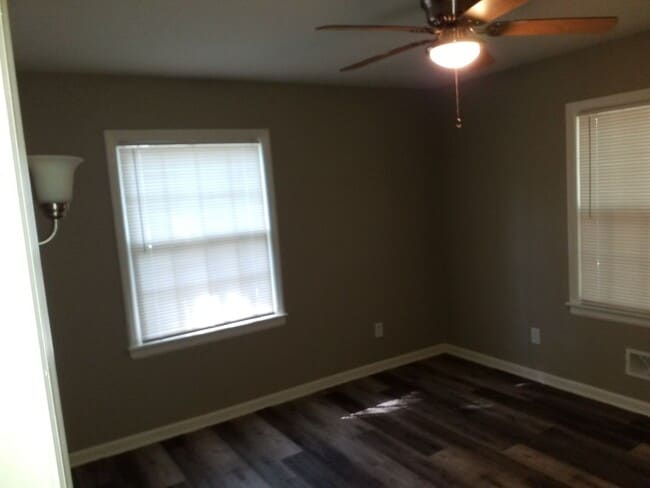 Building Photo - Coming Soon! South KC SF