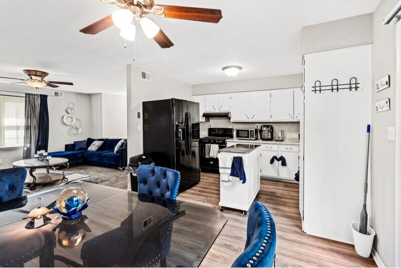 Building Photo - 3301 Buckeye Ct